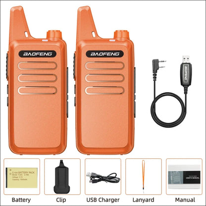 Zwei orange baofeng bf-t20 walkie-talkies mit ladegerät und batterie, lizenzfreie funkgeräte