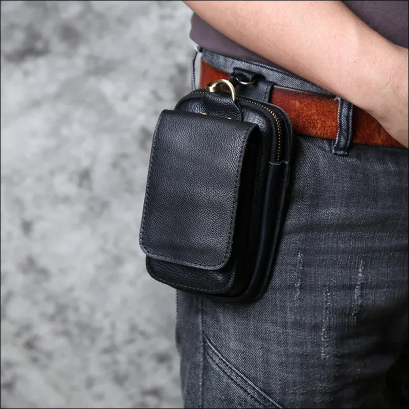 Schwarze echte leder bauchtasche für herren mit hochwertigem design und mehreren taschen