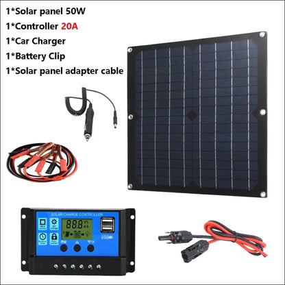 Nahaufnahme eines 50w solarpanel mit usb, batteriecontroller und batterie für effizientes laden